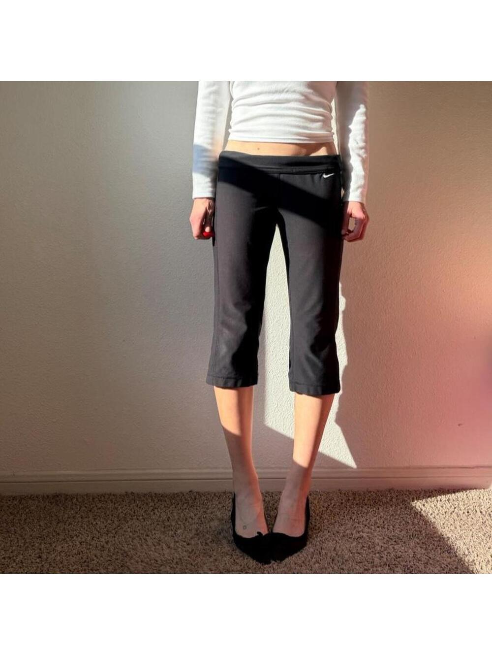 Vintage y2k Nike low rise wide leg flare black cropped athletic wear apris